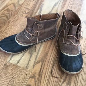 Sorel Out ‘N About boots.